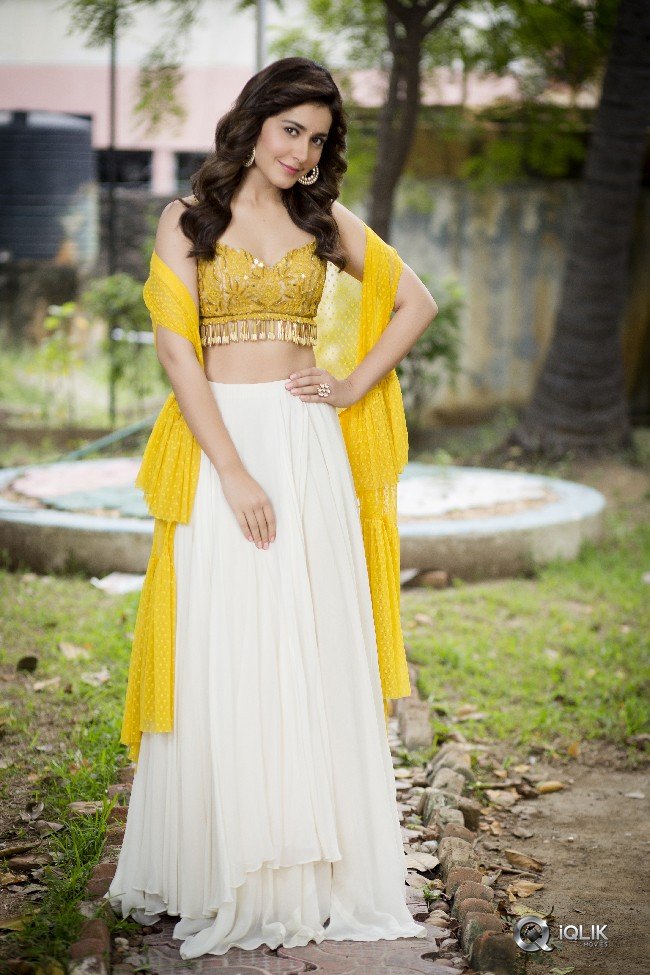 Rashi-Khanna-New-Stills